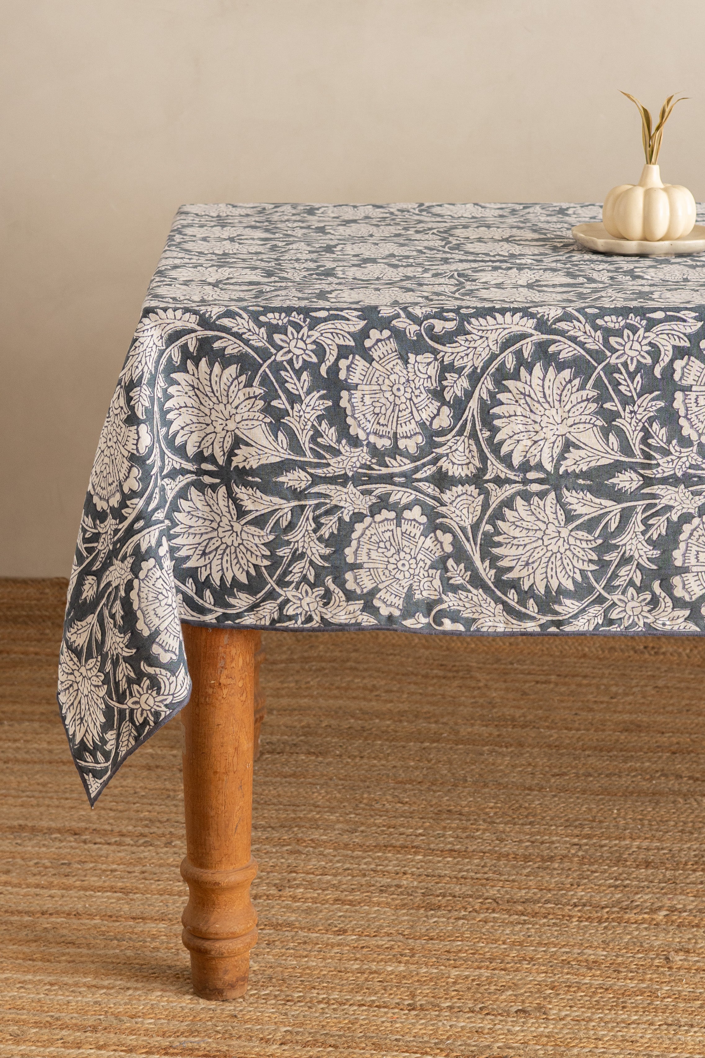 Linen Sylvan Tablecloth