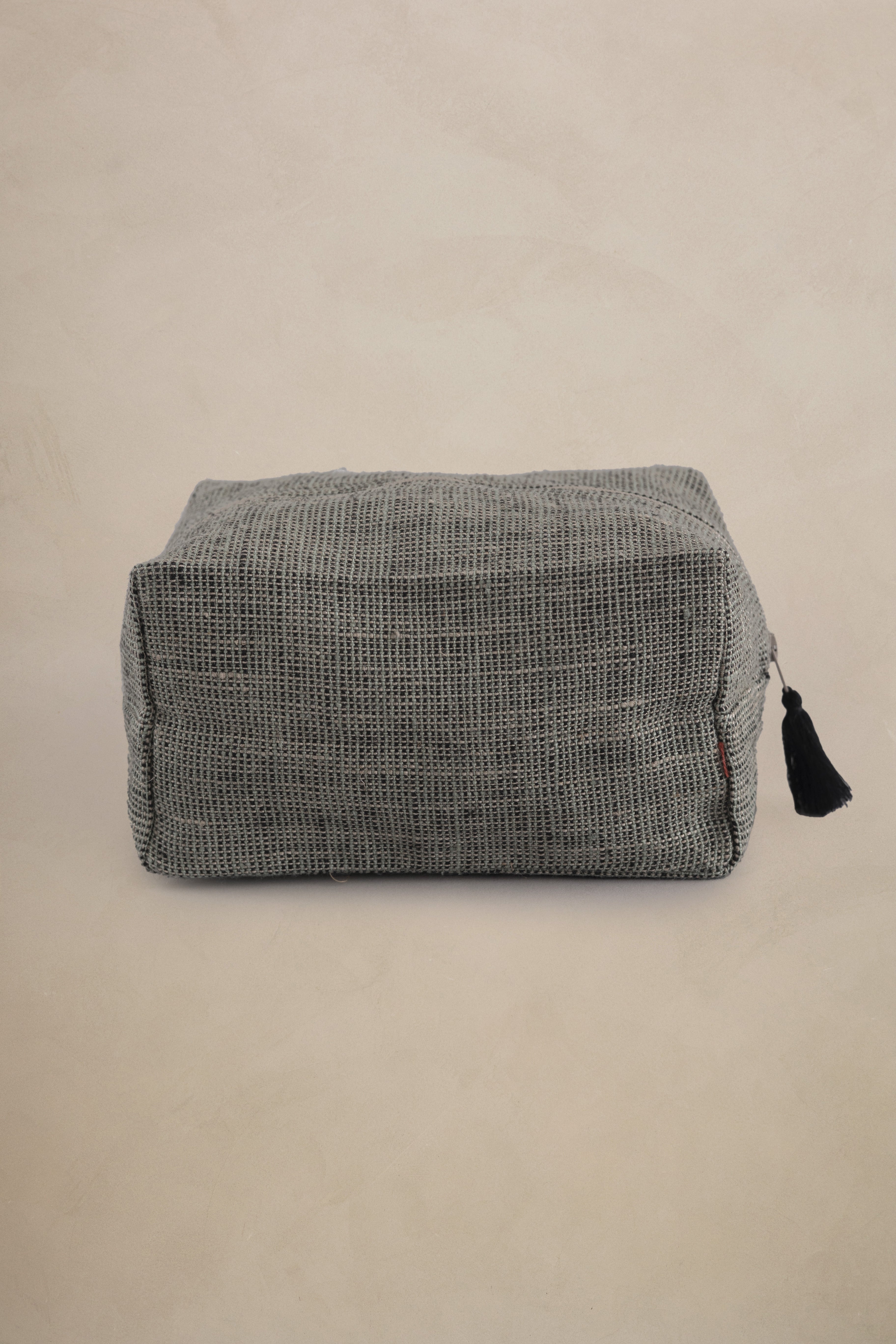 Linen Hamlet Pouch