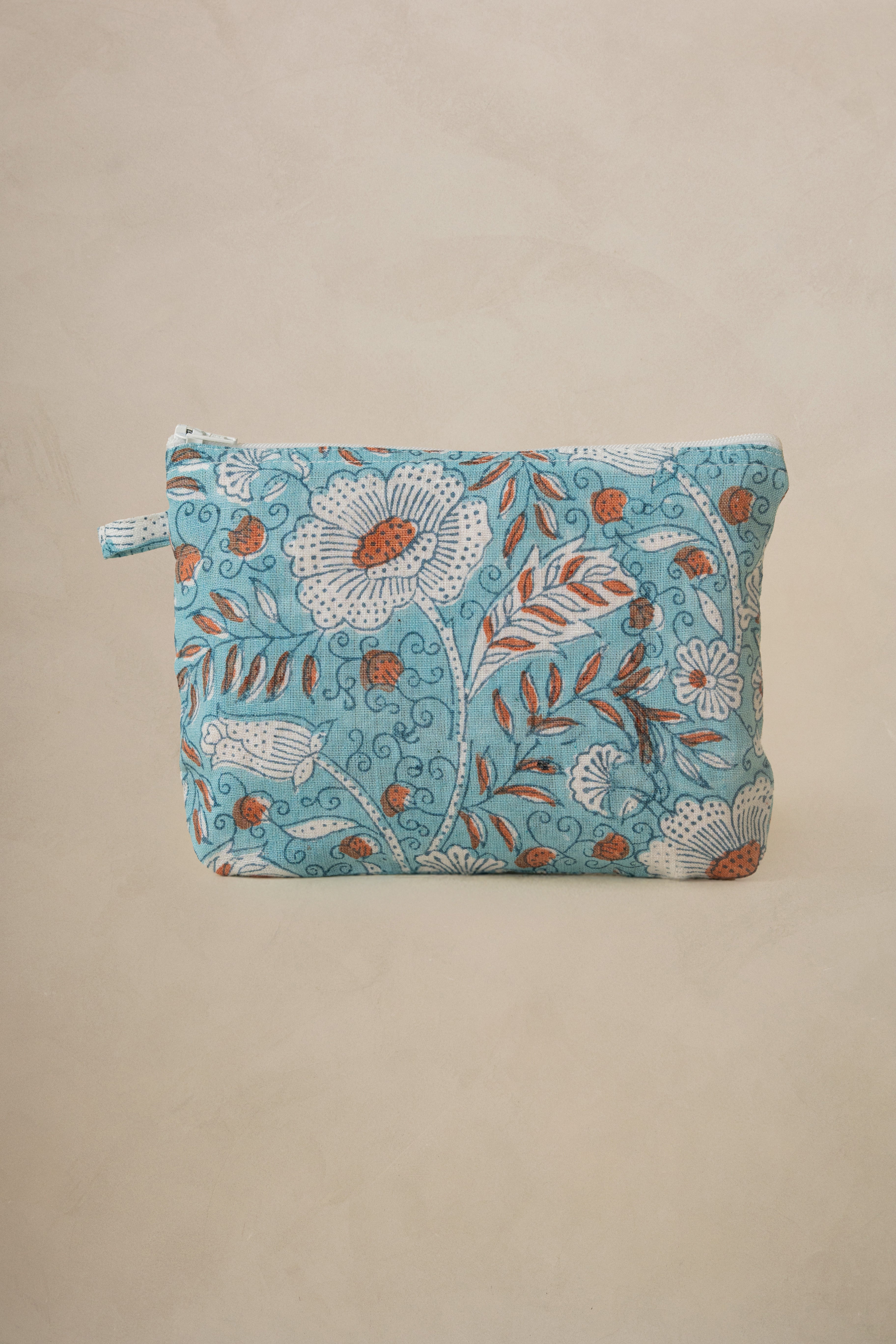Linen Dios Small Pouch