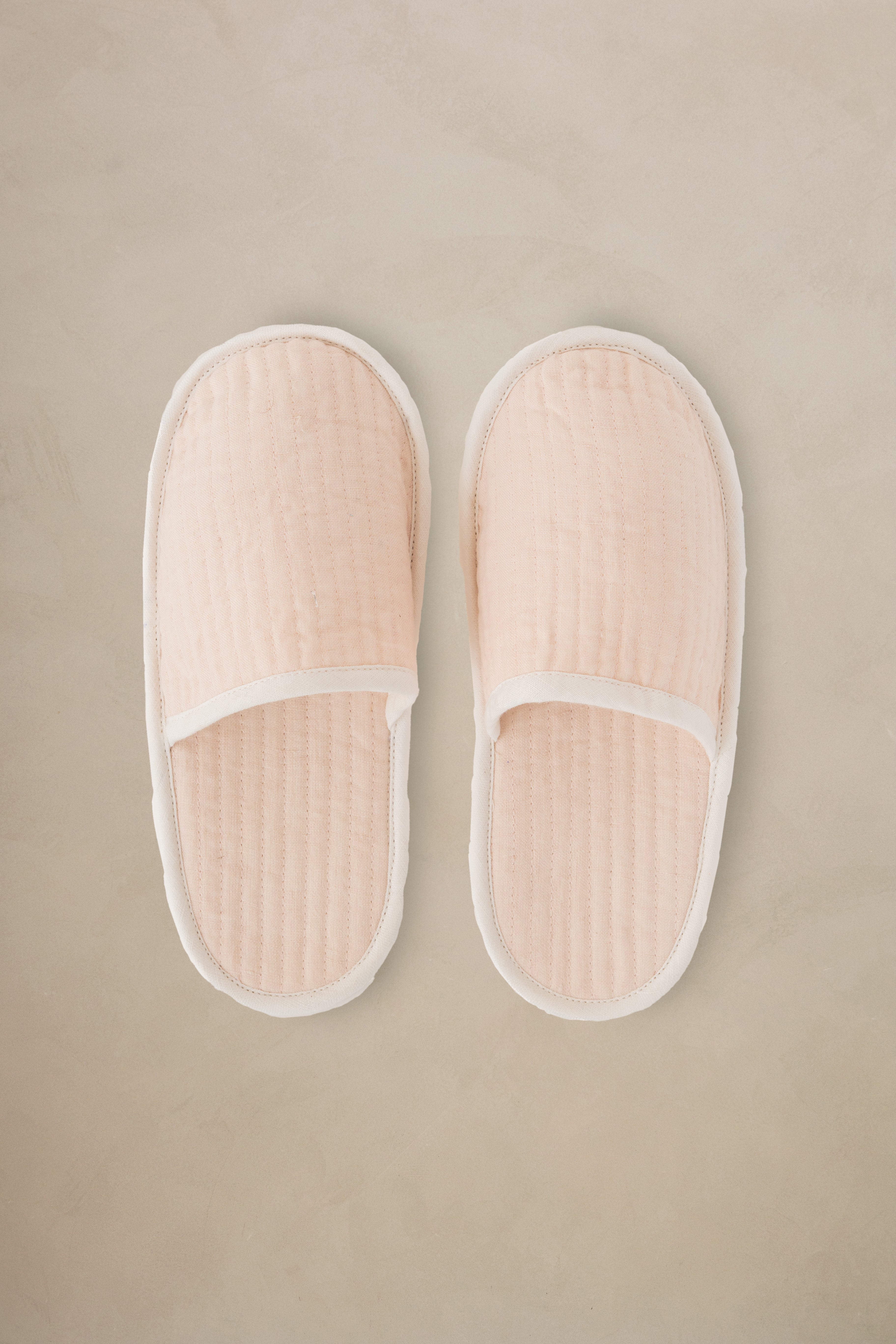 Linen White Piping Slippers