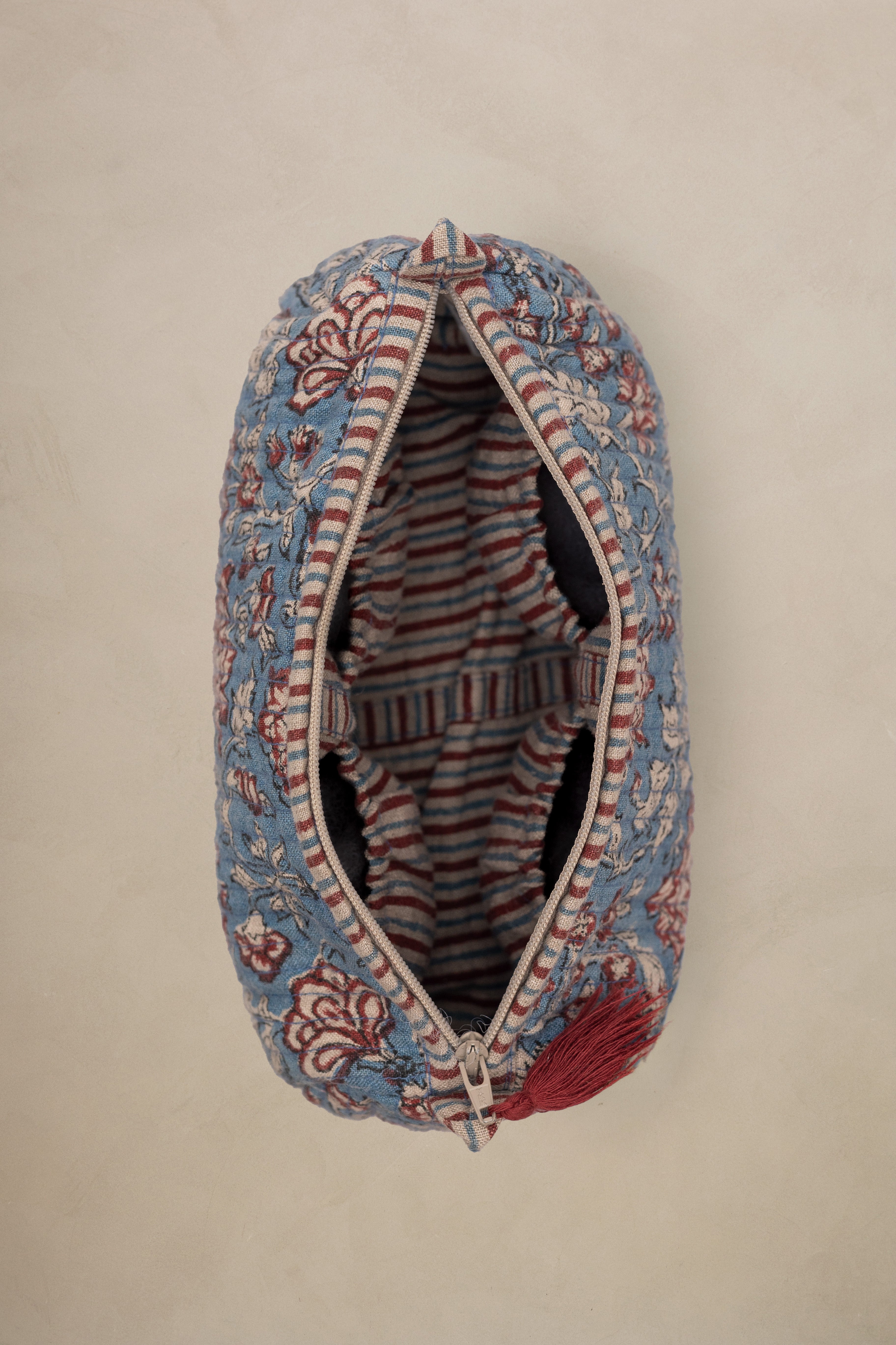 Linen Velma Quilted Pouch