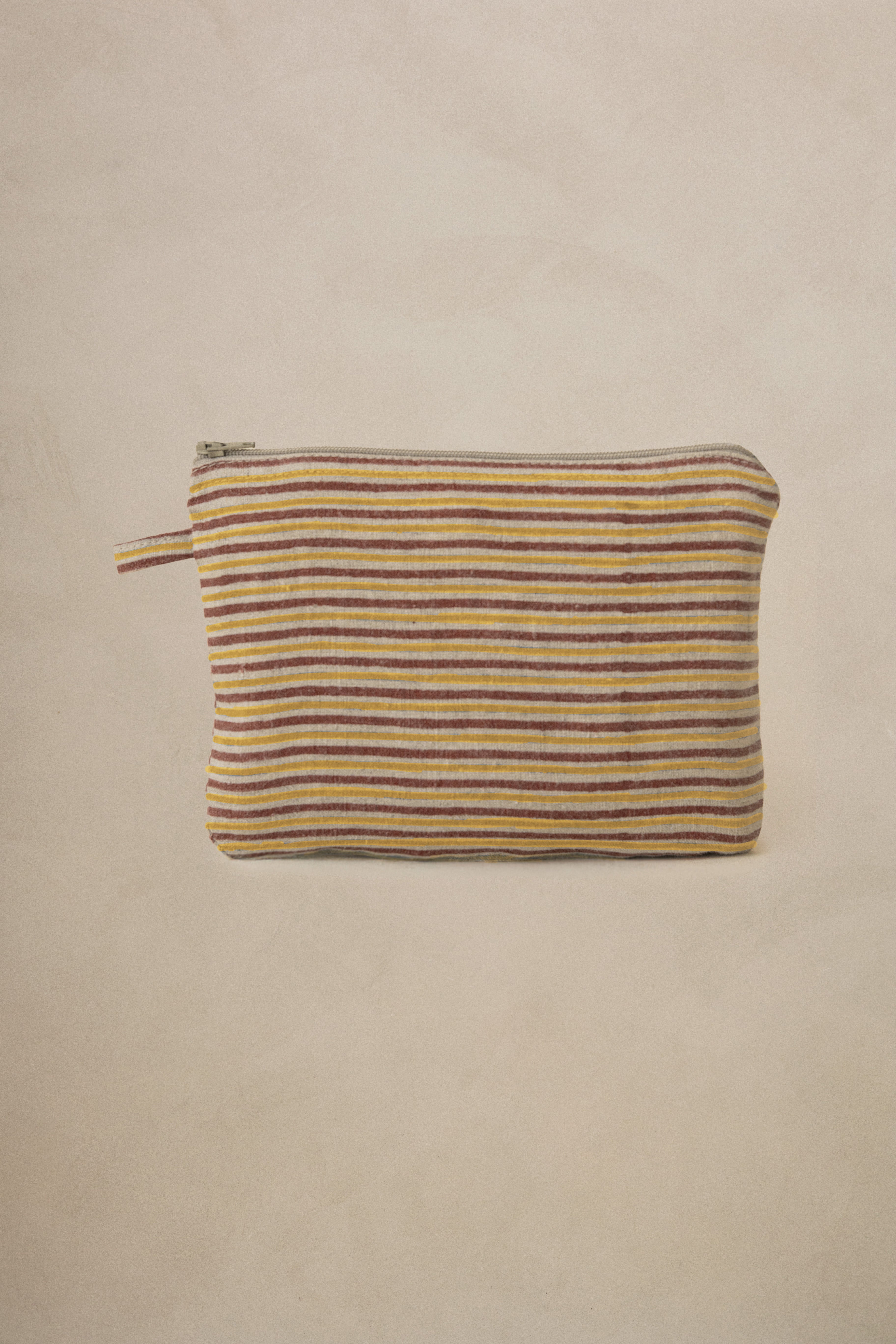 Linen Vasara Small Pouch