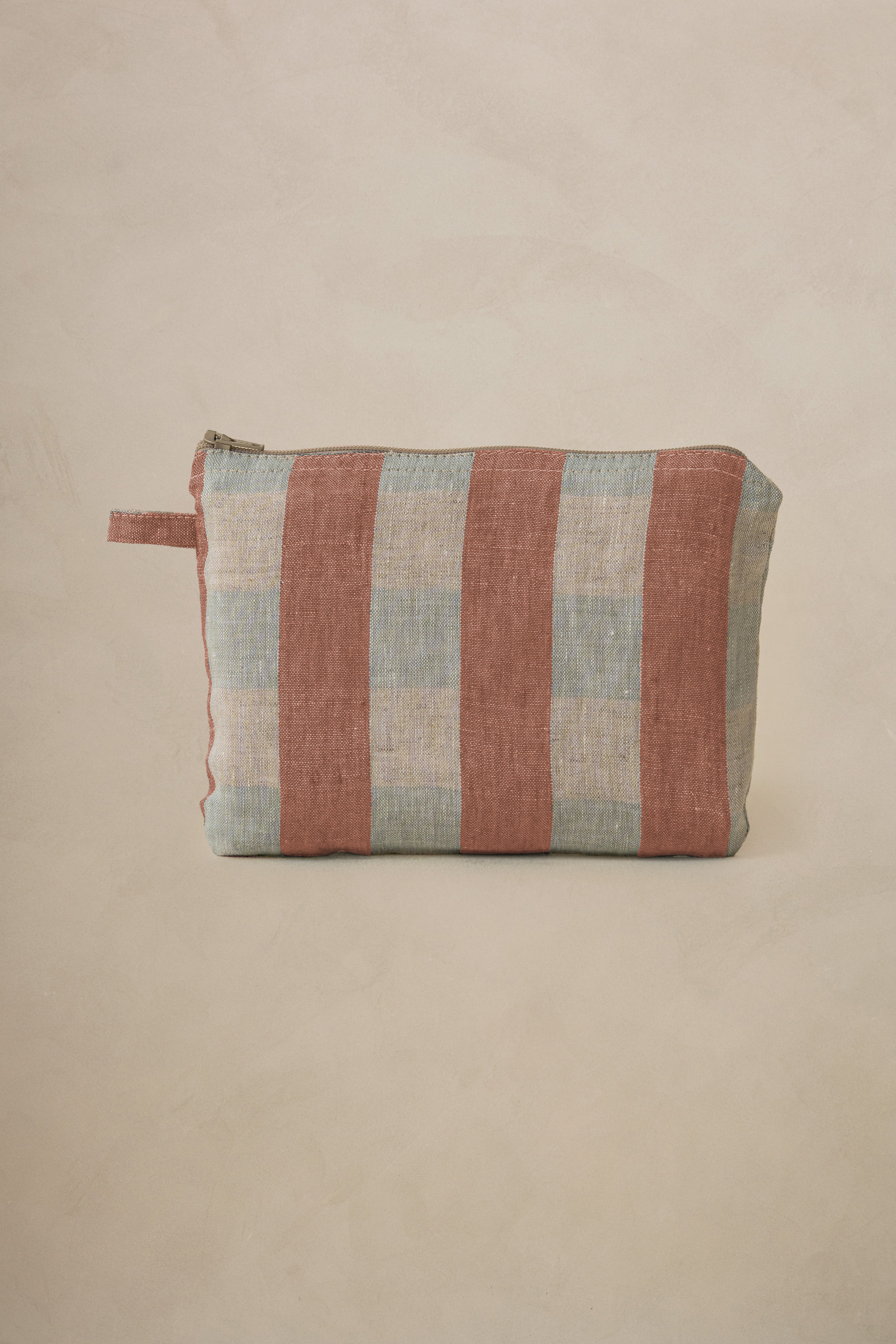 Linen Clara Small Pouch