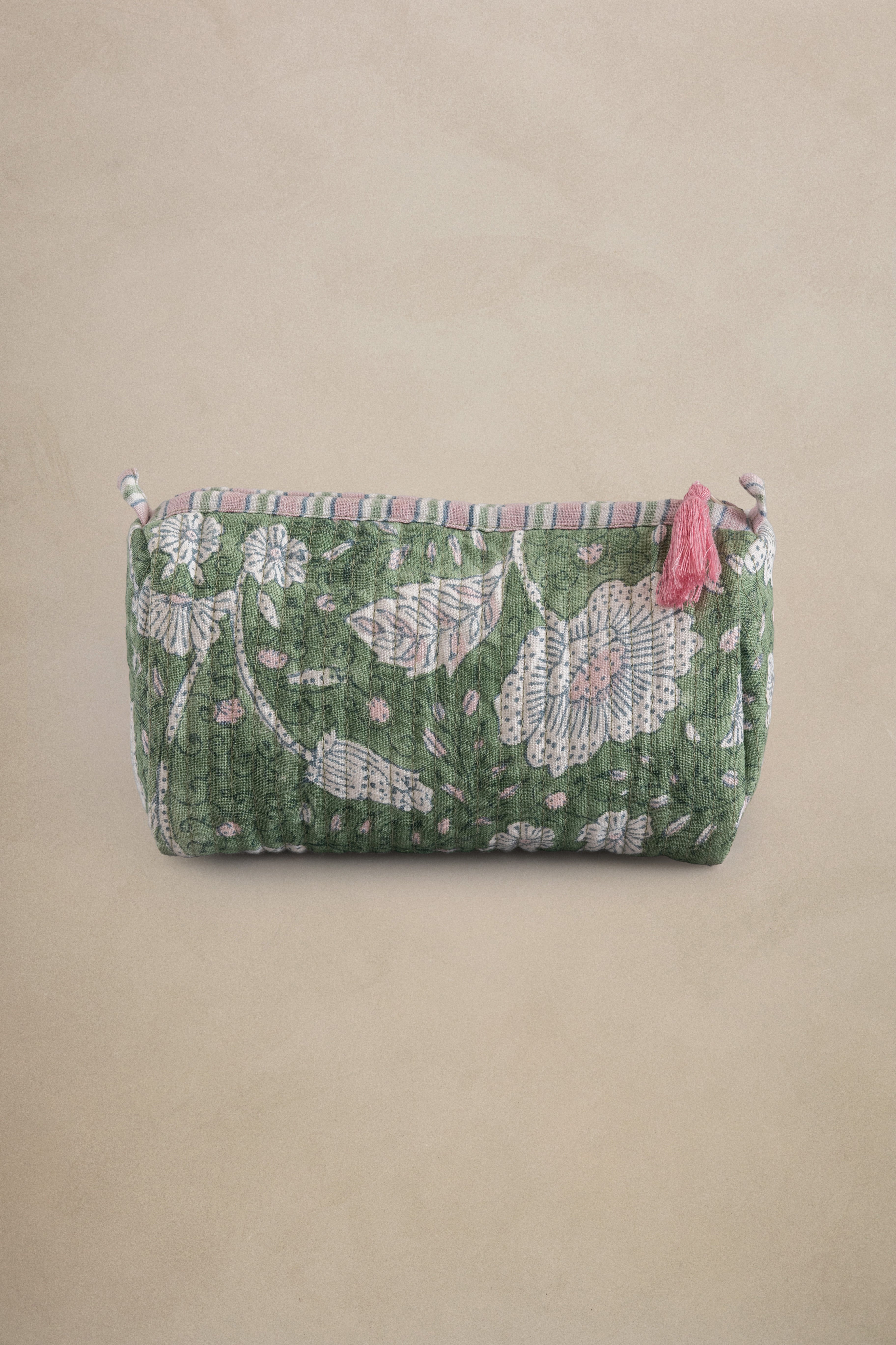 Linen Mabel Quilted Pouch