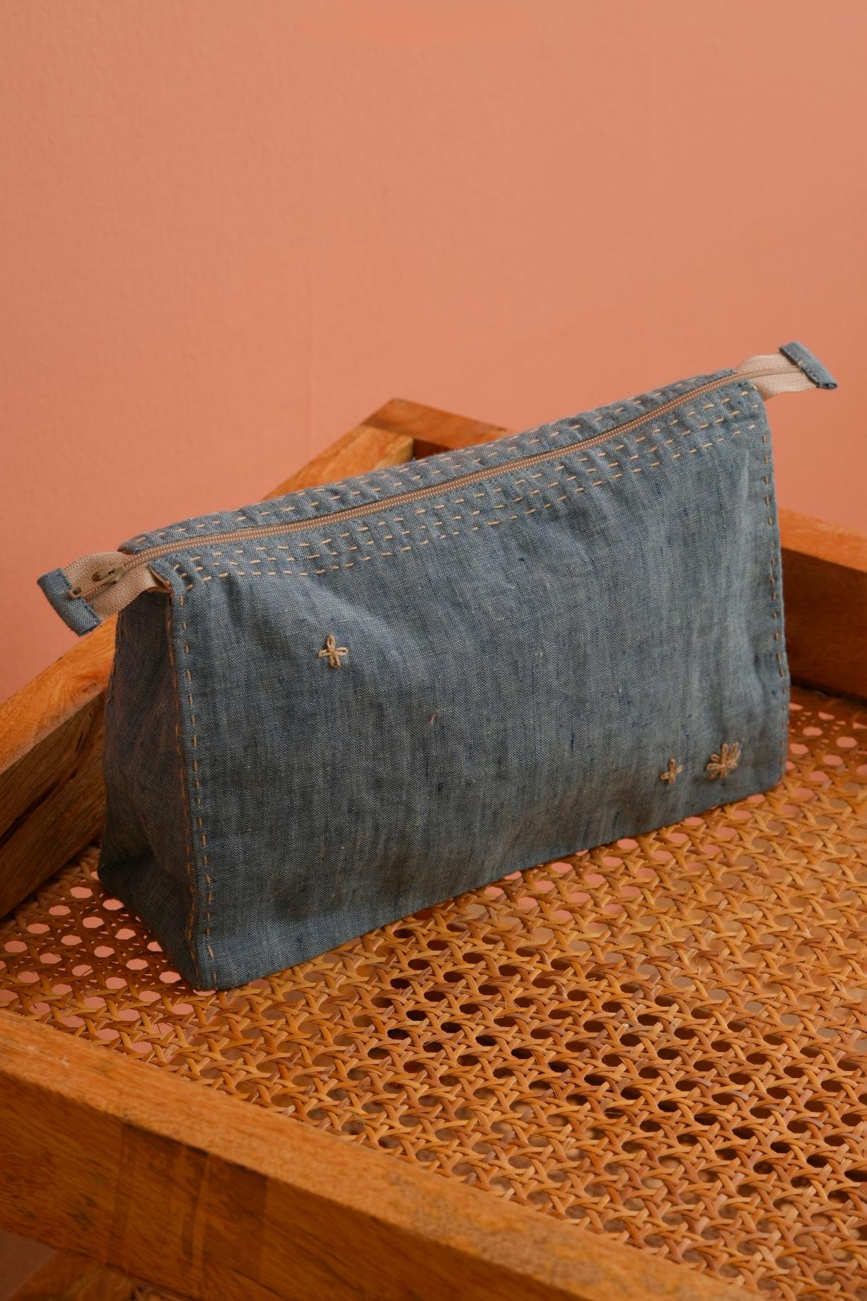Linen Affair Pouch