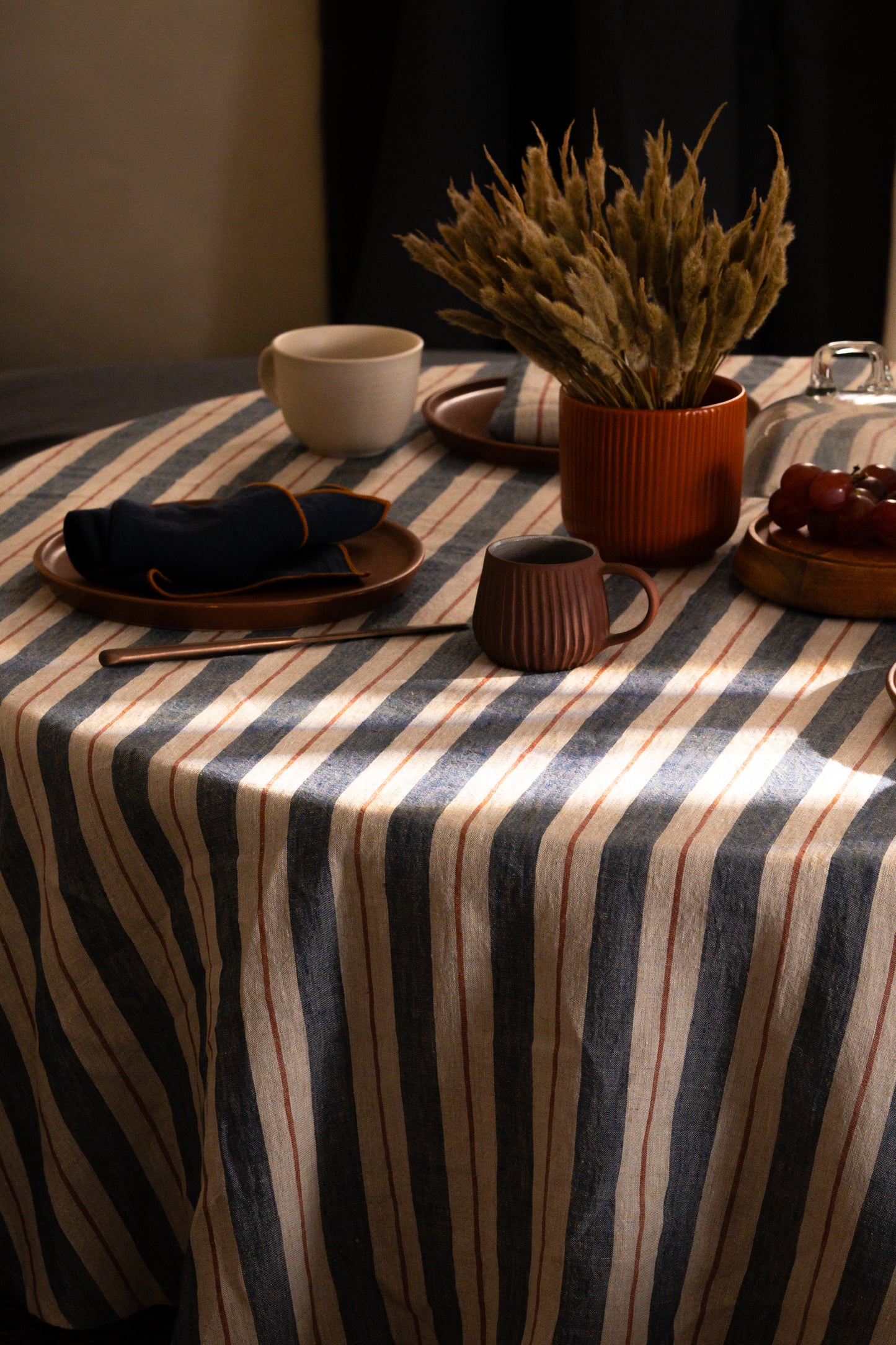 Linen Segue Tablecloth