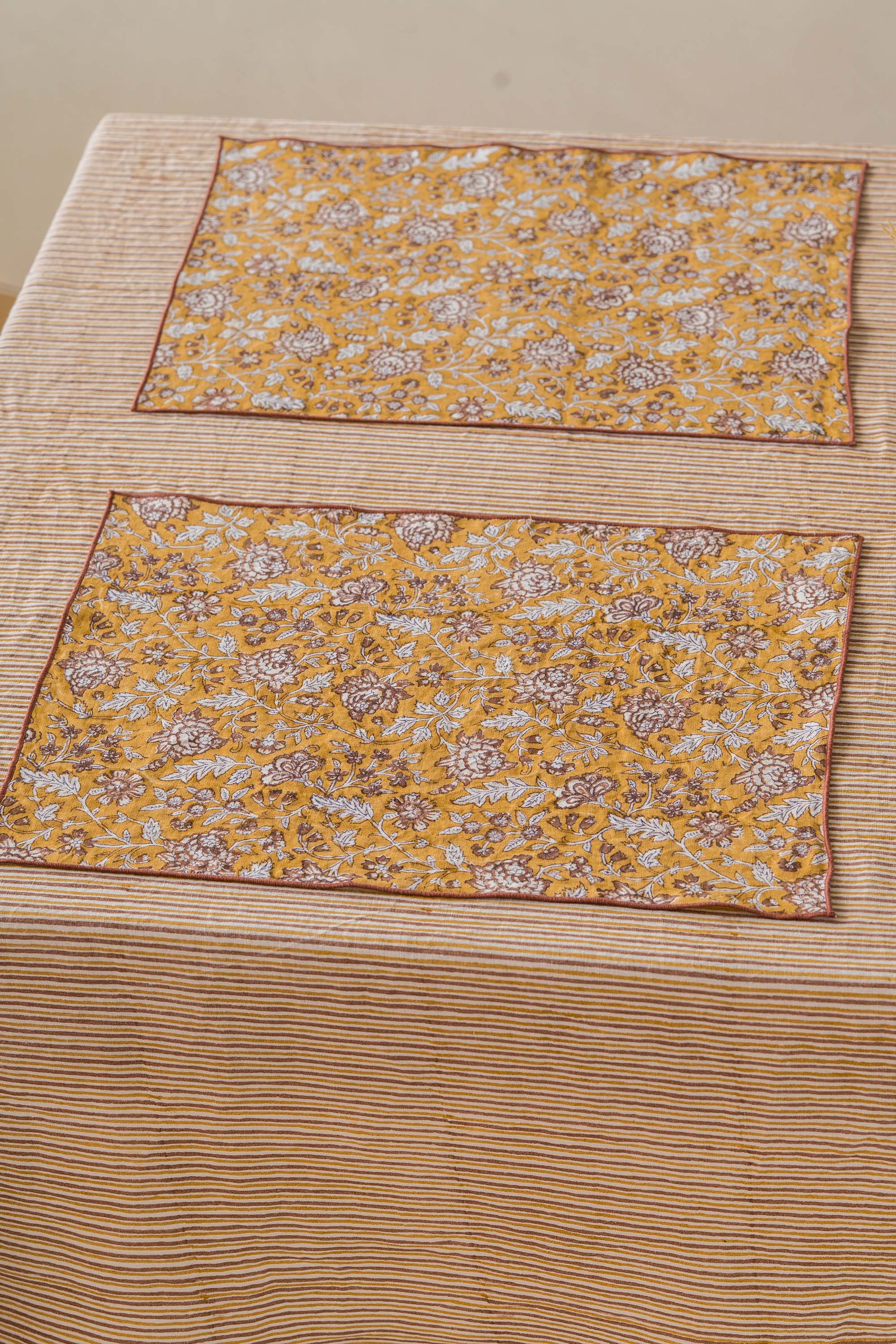 Linen Eska Placemat Set