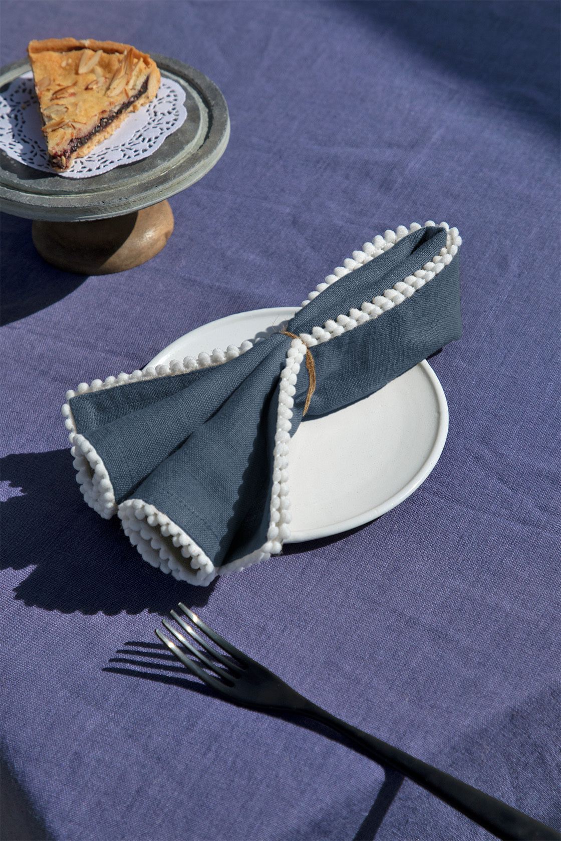 Linen Delight Lace Napkin Set