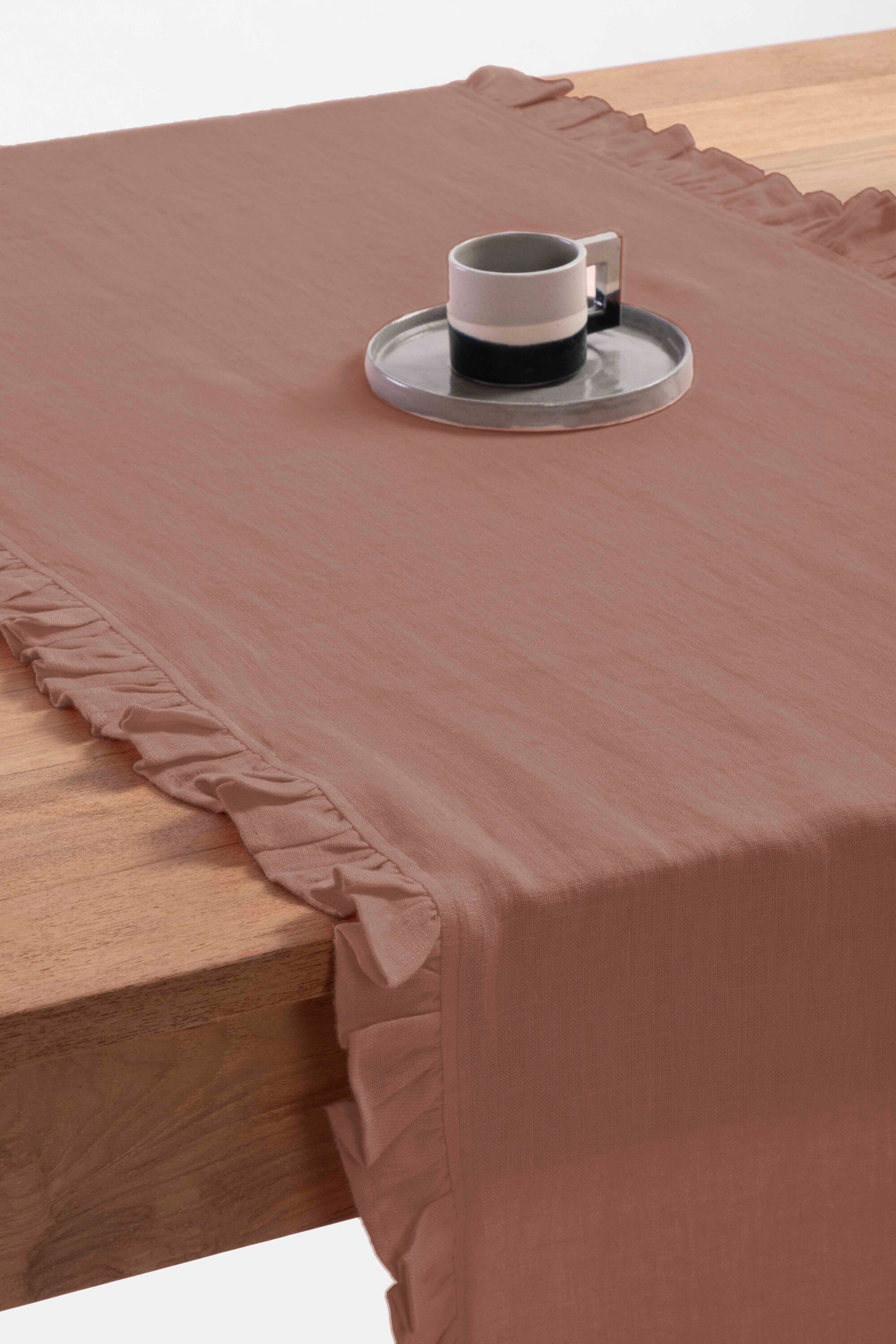 Linen Ruffle Medley Table Runner