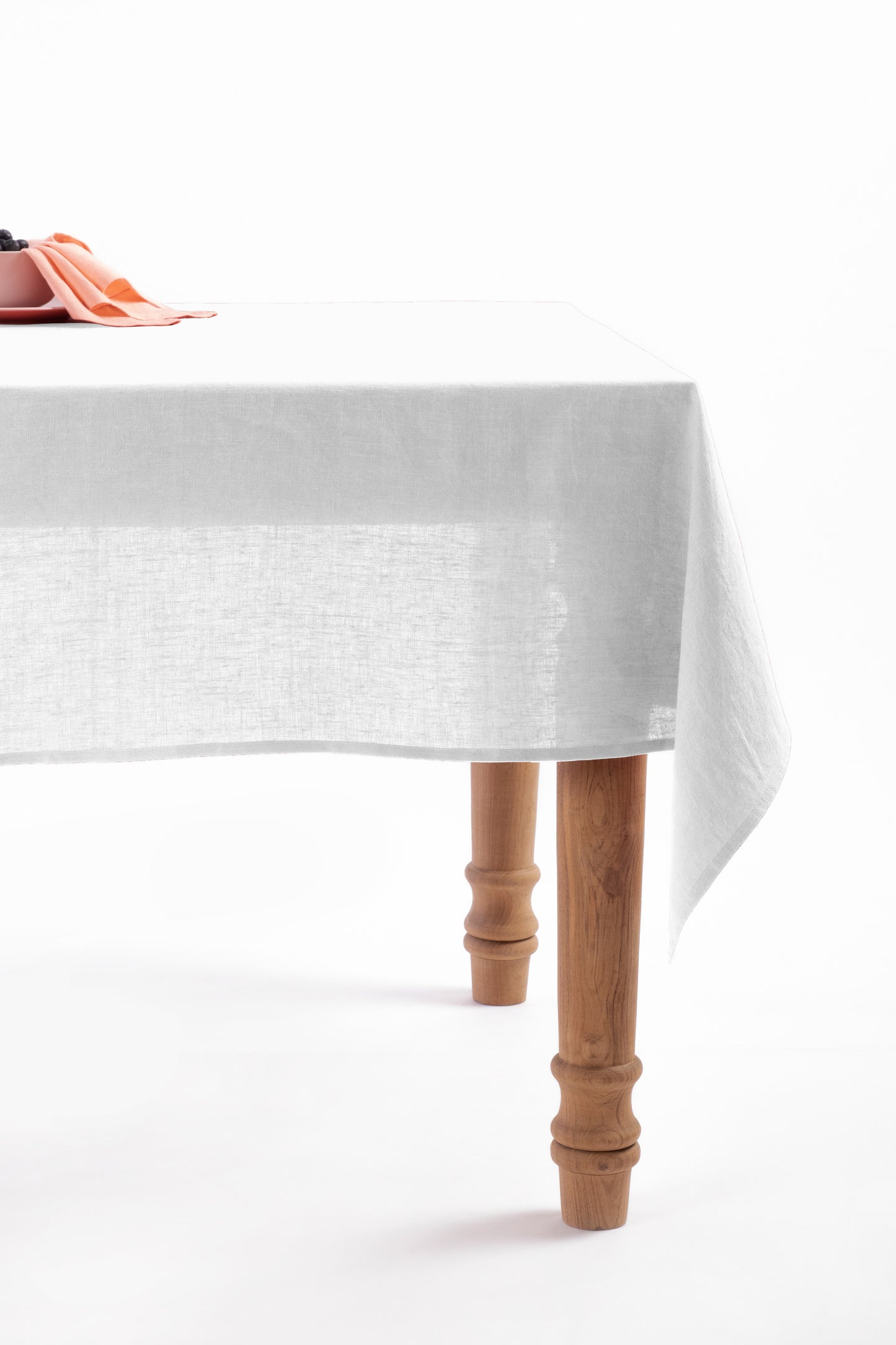 Linen Slumber Solid Tablecloth