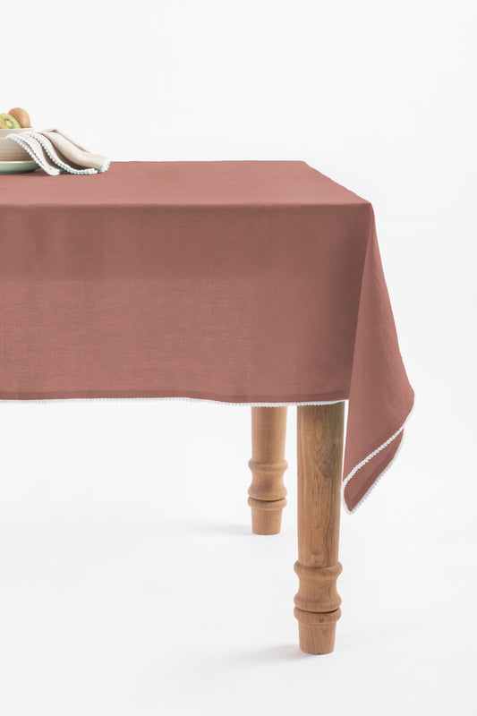 Linen Delight Lace Tablecloth