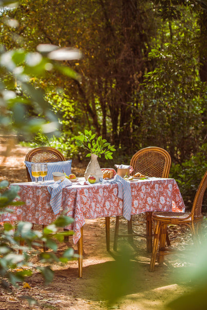 Linen Dios Tablecloth