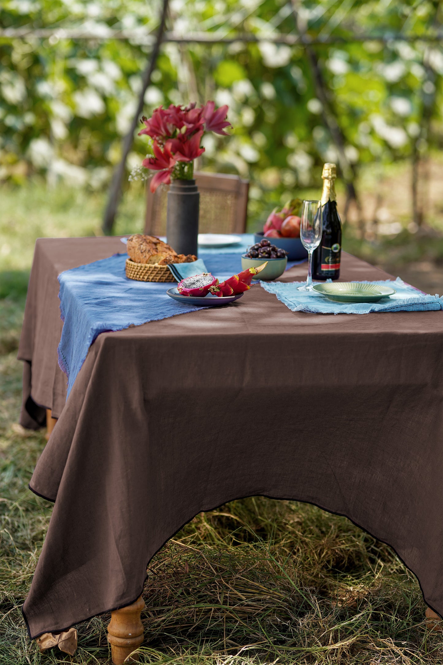 Linen Black Needled Tablecloth