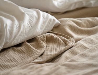 Which is Best Sheet Material For Hot Sleepers